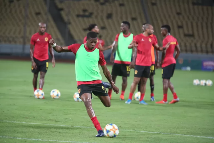 Palancas Negras encerram preparação com pensamento na RDC