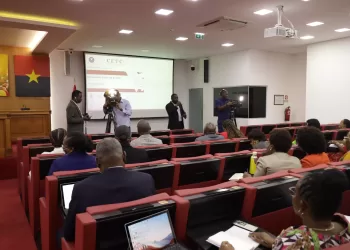 Deputados do MPLA aprimoram conhecimentos em matéria de análise ao OGE