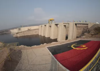 Angola vai produzir 71% de energias limpas até 2027