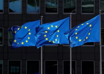 Adesão da Ucrânia e mais 9 países à UE custaria mais de 250 mil milhõe