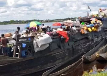 Número de mortos em naufrágio na RDC aumenta para 40