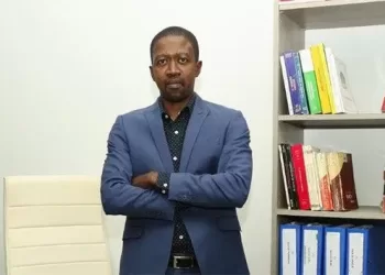Sebastião Vinte e Cinco toma dianteira à liderança da Ordem dos Advogados