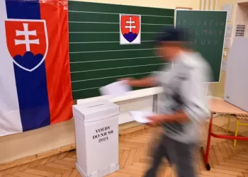 Kiev diz que respeita o resultado das eleições na Eslováquia