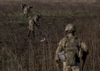 Rússia diz que está a travar as tropas ucranianas no rio Dnieper
