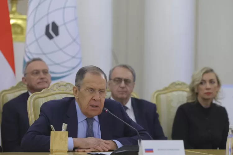 Ucrânia e países bálticos boicotam reunião internacional com Rússia