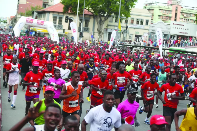 Associação de Atletismo da Huíla prepara atletas para São Silvestre
