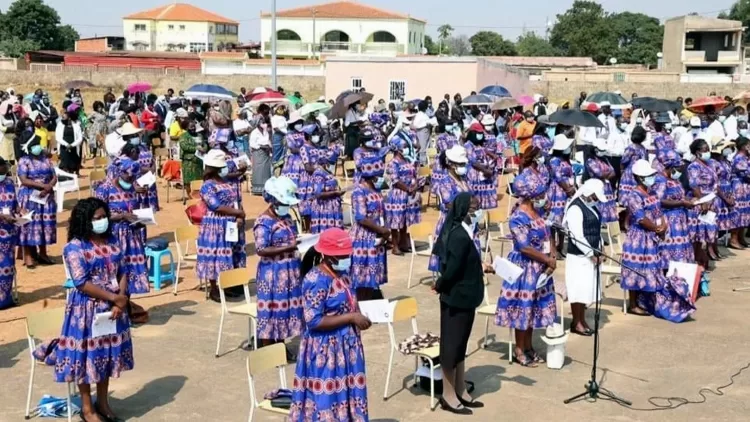 MULHERES DA IGREJA