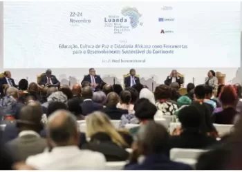 Especialistas defendem importância da formação tecnológica na promoção do género