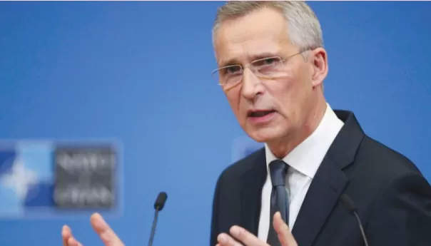 Chefe da NATO quer reforçar apoio militar a Kiev para a Rússia negociar
