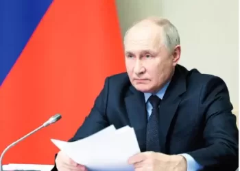 Putin assina saída da Rússia de tratado que proíbe testes nucleares