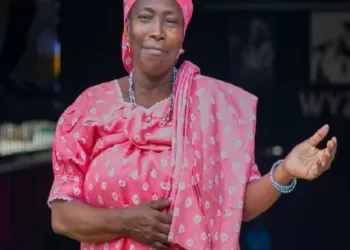 Tonicha Miranda é homenageada pelos feitos em prol da música urbana carnavalesca