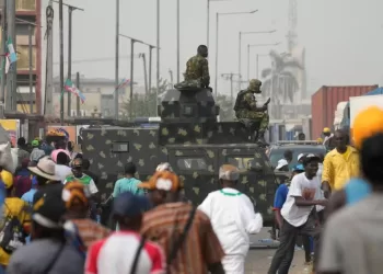 Pelo menos 85 civis mortos por engano em ataque de militares nigerianos