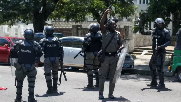 Disparos e detenções em dia de votação em Moçambique
