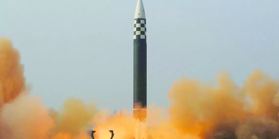Míssil balístico lançado pela Coreia do Norte tem capacidade de alcançar EUA, alerta mídia