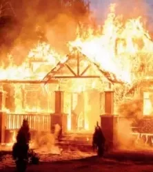 Incêndio destrói 64 moradias em Viana