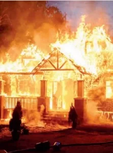Incêndio destrói 64 moradias em Viana