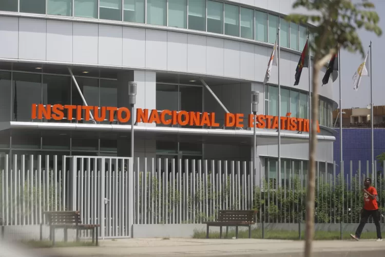 Luanda lidera aumento de preços em Novembro