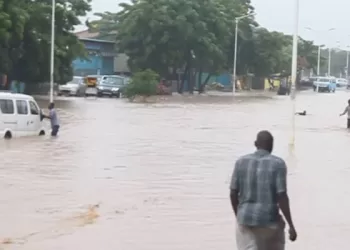 O Luandar de Novembro: a saga da chuva