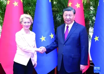 Von der Leyen pede a Xi Jinping que aborde diferenças entre China e UE com “responsabilidade”