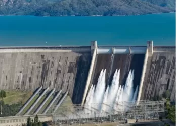 Abertura das comportas da maior barragem da RDC pode causar inundações no Zaire
