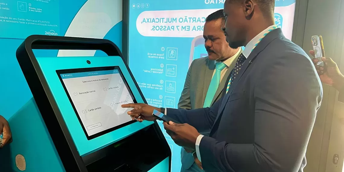 Atlantico disponibiliza máquina de cartões em Viana