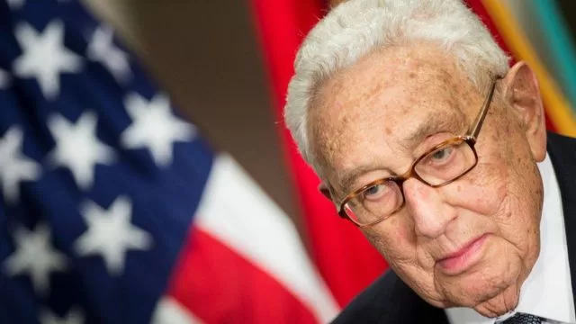 Recordando Kissinger: um século de idade e meio de interferência