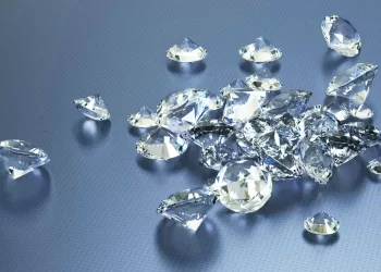 Diamantes especiais rendem mais de 17 milhões USD