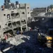 Ataques aéreos israelitas contra campo de refugiados em Gaza matam 14 pessoas, diz relatório