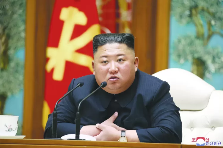 Líder da Coreia do Norte quer intensificação dos preparativos de guerra