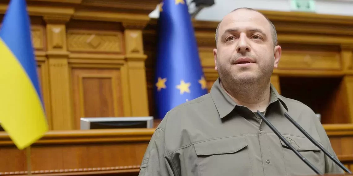 Ministro da Defesa ucraniano cancela visita a França