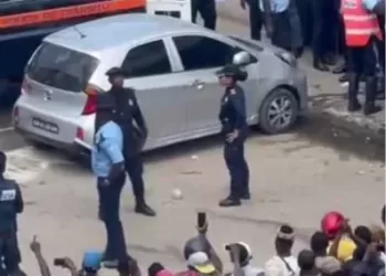 Carta do leitor: O pneu e o agente da ordem…