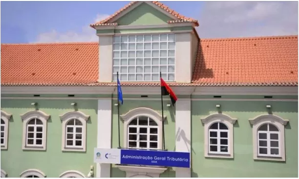 AGT tenta sensibilizar proprietários de armazéns e lojas da periferia a pagarem impostos