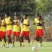 EQUIPA TÉCNICA DOS PALANCAS “FINTA” IMPRENSA E TREINA À PORTA FECHADA