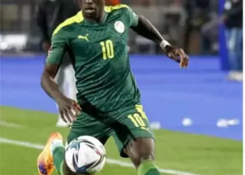Senegal começa defesa do título