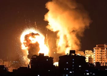 Exército israelita lançou ataques aéreos contra o Líbano