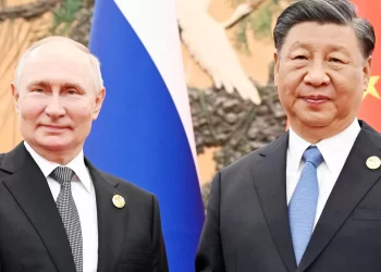 Em telefonema abrangente, Putin e Xi concordam em não aceitar pressão política e militar dos EUA
