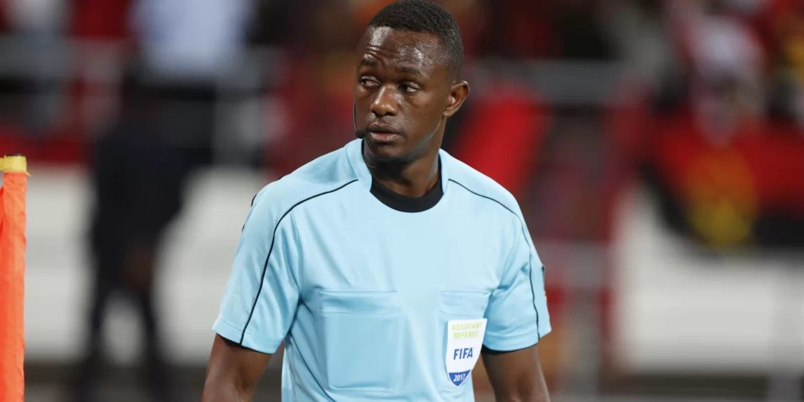 Árbitro angolano  recebido em festa após disputa do CAN da Côte d’Ivoire