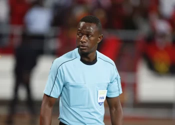Árbitro angolano  recebido em festa após disputa do CAN da Côte d’Ivoire