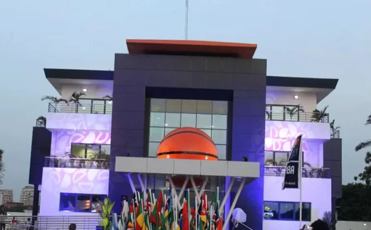 Presidente da FIBA África visita Angola no âmbito do Afrobasket 2025