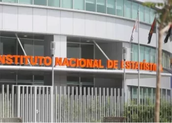 Apenas 2,2 milhões de angolanos  têm empregos formais