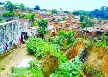 Ravinas ameaçam destruir mais de 50 residências no Golungo Alto