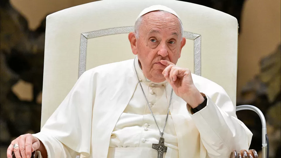Papa alerta para “paz em risco em muitos lugares” e lembra vítimas no Chile