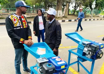 Cooperativas dotadas de pequenas moagens e inputs agrícolas em Caconda