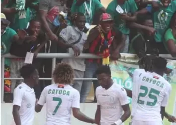 Sagrada  Esperança  afunda  Libolo no  Estádio dos  Coqueiros