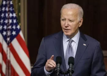Biden diz que Trump quer destruir democracia dos EUA