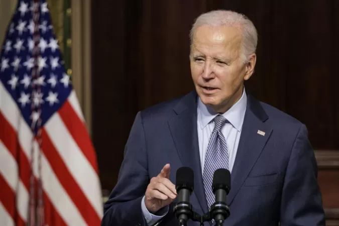 Biden diz que Trump quer destruir democracia dos EUA