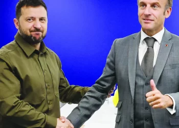 Macron pede que UE não seja ‘covarde’ na Ucrânia, criando tensão entre França e Alemanha
