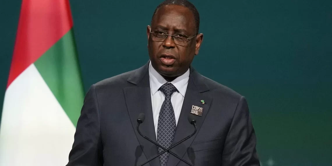 Presidente do Senegal dissolve governo e convoca eleições presidenciais para 24 de Março