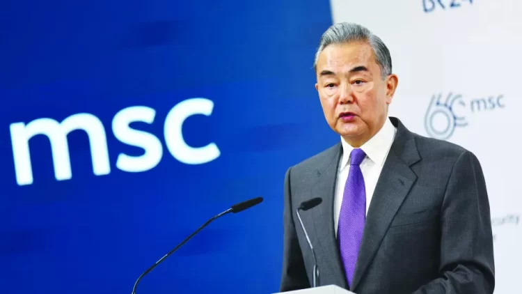 China considera que estratégia da UE em relação a Pequim não é “realista ou viável”