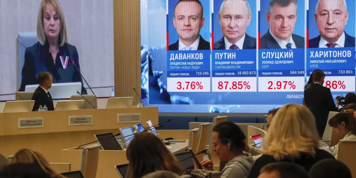 Putin obtém 5.º mandato com número recorde de votos